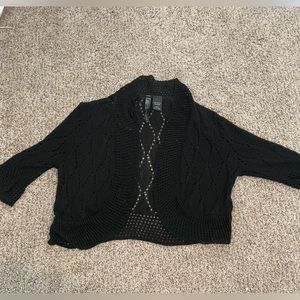 Isabella Rodriguez Shawl Short Sleeve